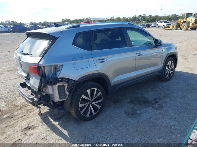 3VVRX7B23NM098893 Volkswagen Taos 1.5t Se
