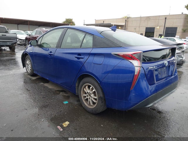 Toyota Prius One 2018 JTDKBRFU3J3063112 Image 3