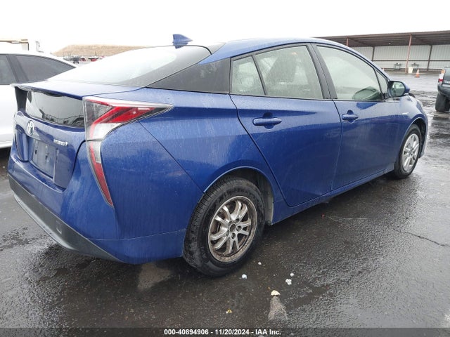 Toyota Prius One 2018 JTDKBRFU3J3063112 Image 4