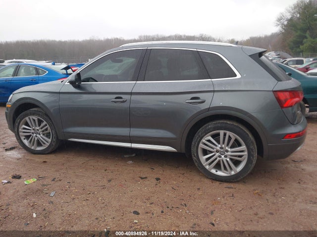 WA1BNAFY2J2115518 Audi Q5 2.0t Premium