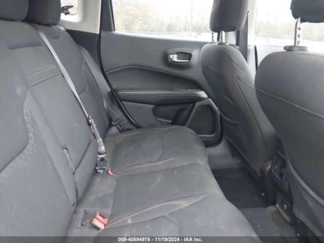 3C4NJCAB7JT151667 Jeep Compass Sport Fwd