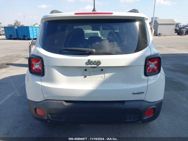 ZACCJABT2GPC54353 Jeep Renegade Latitude