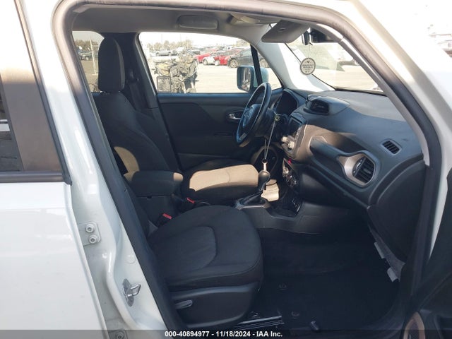 ZACCJABT2GPC54353 Jeep Renegade Latitude