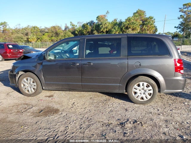2C4RDGBG2HR694769 Dodge Grand Caravan Se