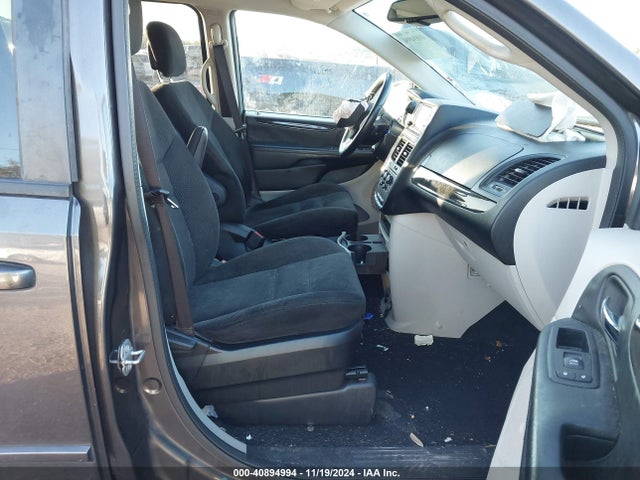 2C4RDGBG2HR694769 Dodge Grand Caravan Se