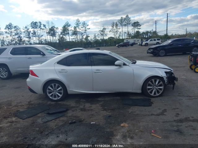 JTHBA1D22G5020298 Lexus IS 200T