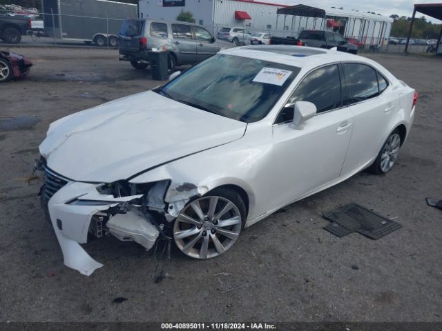 JTHBA1D22G5020298 Lexus IS 200T
