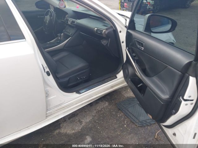 JTHBA1D22G5020298 Lexus IS 200T