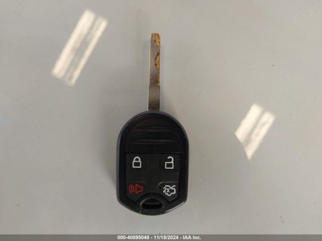 1FADP5AU2HL119227 Ford C-max Hybrid Se