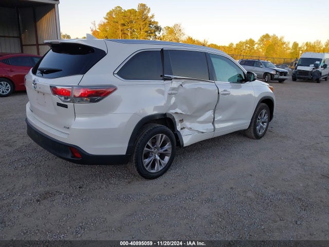 Toyota Highlander Xle V6 2015 5TDKKRFH8FS090363 Image 4