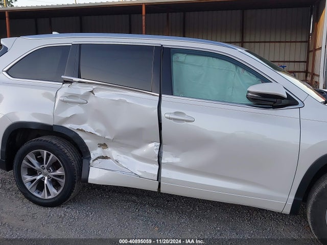 Toyota Highlander Xle V6 2015 5TDKKRFH8FS090363 Image 6