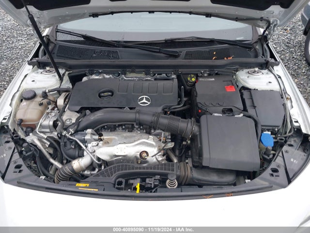 W1K5J4HB6LN088758 Mercedes-Benz CLA 250 4MATIC