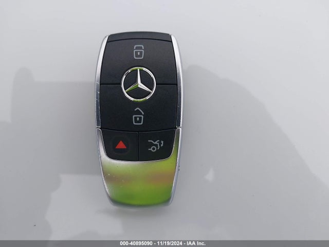 W1K5J4HB6LN088758 Mercedes-Benz CLA 250 4MATIC
