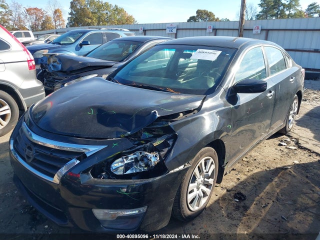 Nissan Altima 2.5 S 2015 1N4AL3AP1FC589890 Image 2