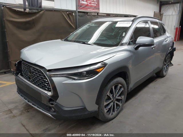 7MUDAABG8NV022529 Toyota Corolla Cross Xle
