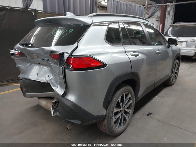 7MUDAABG8NV022529 Toyota Corolla Cross Xle