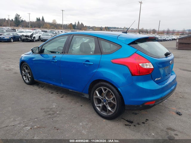 Ford FOCUS SE 2014 1FADP3K24EL350899 Image 3