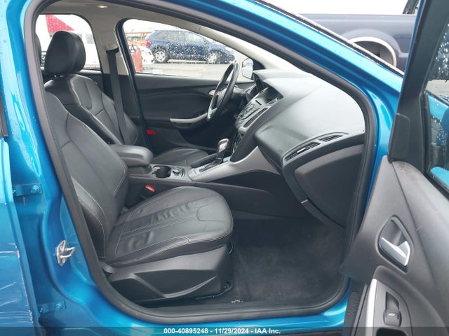 Ford FOCUS SE 2014 1FADP3K24EL350899 Image 5