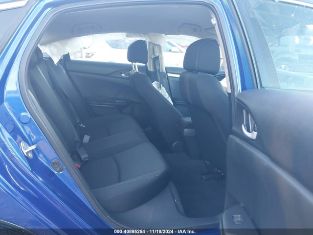 2HGFC2F66KH585868 Honda Civic Lx