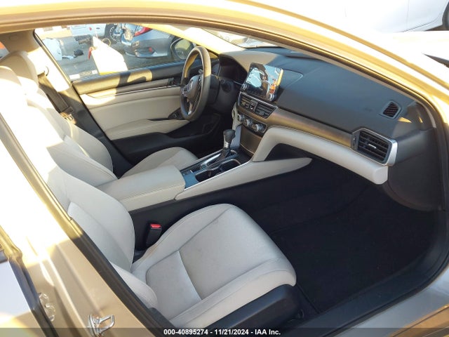 Honda l15be 2018 1HGCV1F13JA036637 Image 22