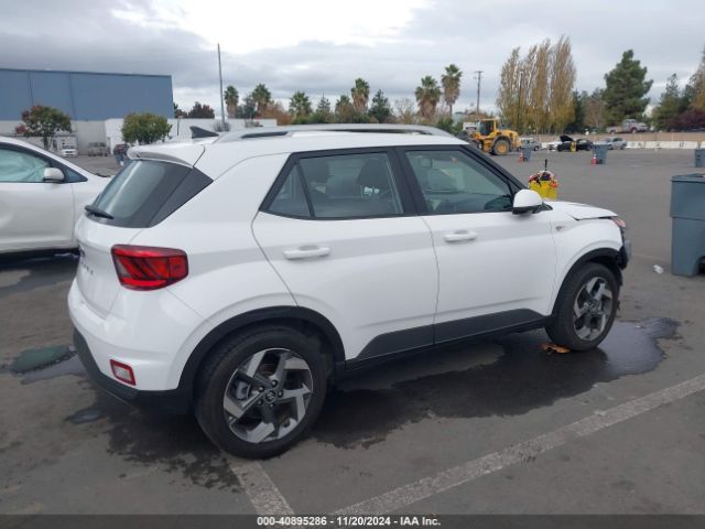 KMHRC8A32NU142416 Hyundai Venue Sel