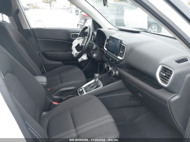 KMHRC8A32NU142416 Hyundai Venue Sel