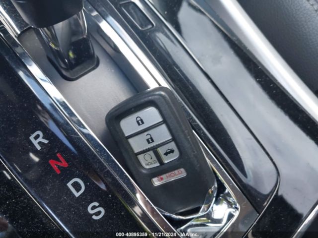 1HGCR3F9XGA027934 Honda Accord Touring
