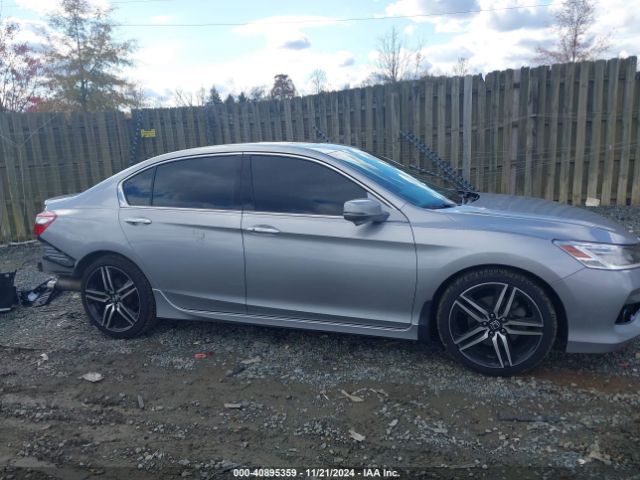 1HGCR3F9XGA027934 Honda Accord Touring