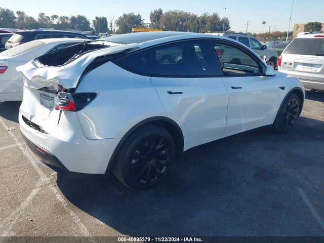 2022 TESLA MODEL Y 7SAYGDEEXNF410746 Photo 3