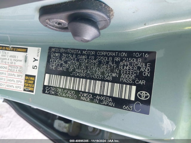 Toyota Prius Two 2017 JTDKBRFU1H3031348 Image 9
