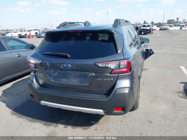 4S4BTANC4R3266718 Subaru Outback Limited