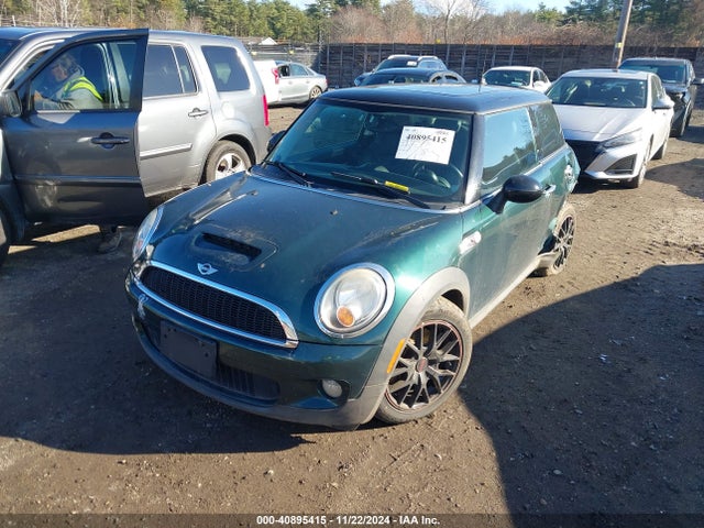 2008 MINI COOPER S WMWMF73578TV35981 Photo 1