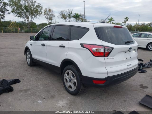 2018 FORD ESCAPE 1FMCU0F74JUA35832 Photo 2