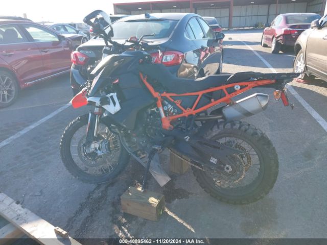 2022 KTM 890 VBKTR6400NM836017 Photo 2