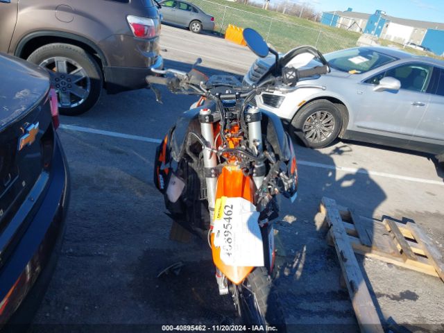 2022 KTM 890 VBKTR6400NM836017 Photo 4