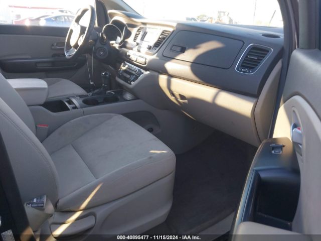 KNDMB5C18F6072793 KIA SEDONA LX