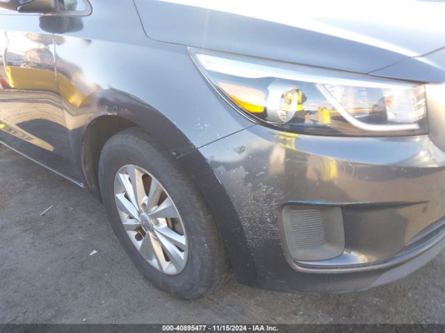 KNDMB5C18F6072793 KIA SEDONA LX