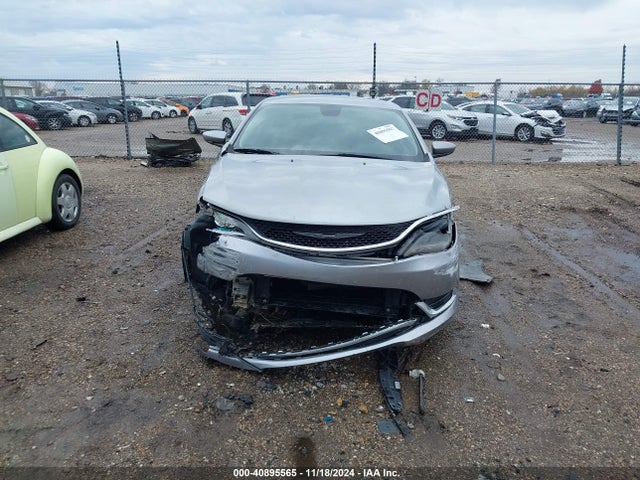 Chrysler 200 Limited 2015 1C3CCCAB9FN758067 Image 13
