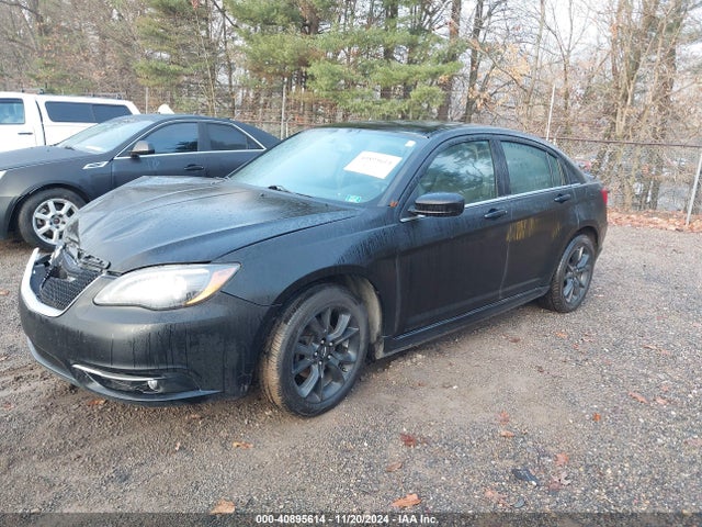40895614 :رقم المزاد ، 1C3CCBCG3EN164415 vin ، 2014 Chrysler 200 Limited مزاد بيع