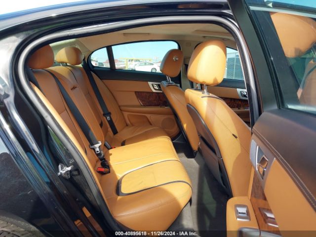 2012 JAGUAR XF SAJWA0HB1CLS55791 Photo 7