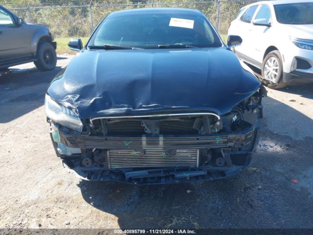 3LN6L5A98HR633784 Lincoln Mkz Premiere