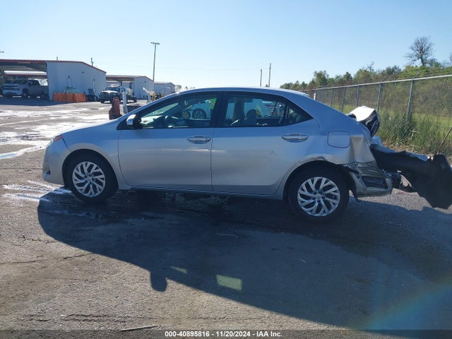 Toyota COROLLA LE 2017 5YFBURHE8HP685240 Image 14