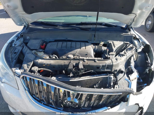 Buick Enclave Leather 2015 5GAKRBKD5FJ302561 Image 10