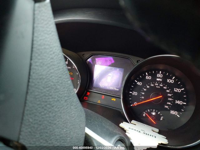 KNDMB5C16H6333664 KIA SEDONA LX