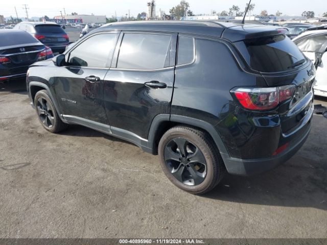 3C4NJCBB3MT556184 Jeep Compass Altitude Fwd