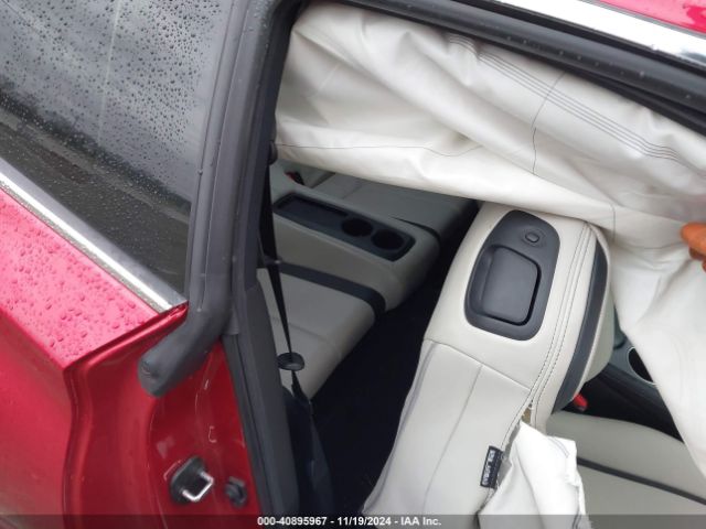 JN1EV7KK3NM600030 Infiniti Q60 Luxe