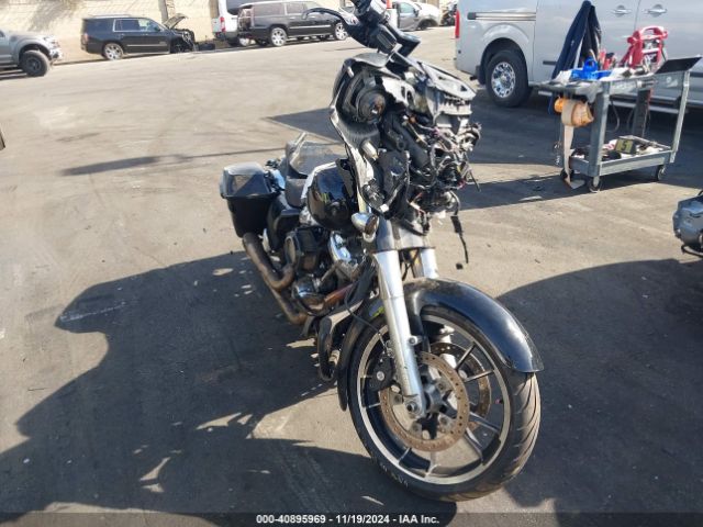 2020 HARLEY-DAVIDSON FLHX 1HD1KBC20LB618837