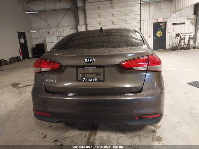 KIA FORTE LX 2017 3KPFK4A76HE071665 Image 16