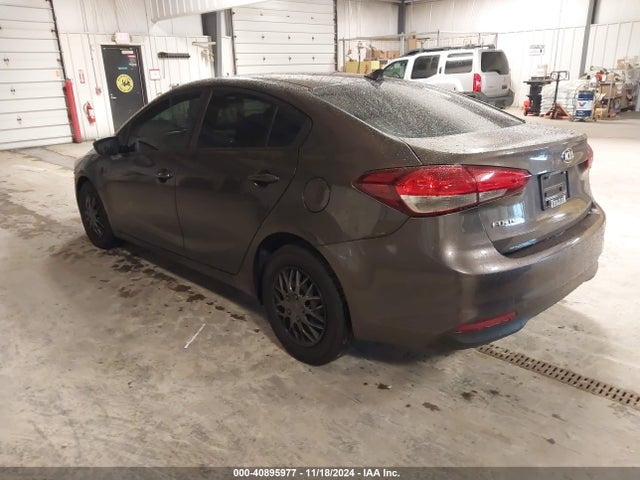 KIA FORTE LX 2017 3KPFK4A76HE071665 Image 3