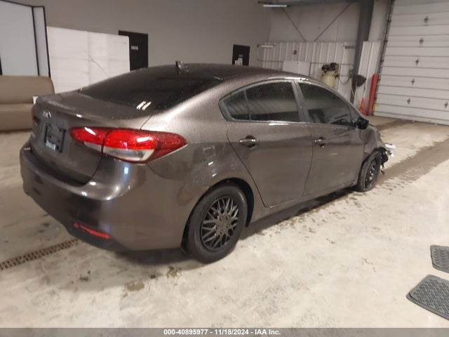 KIA FORTE LX 2017 3KPFK4A76HE071665 Image 4